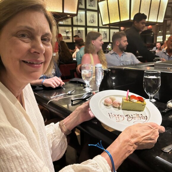 Meet your Posher, Leslie - Picture 3 of 7